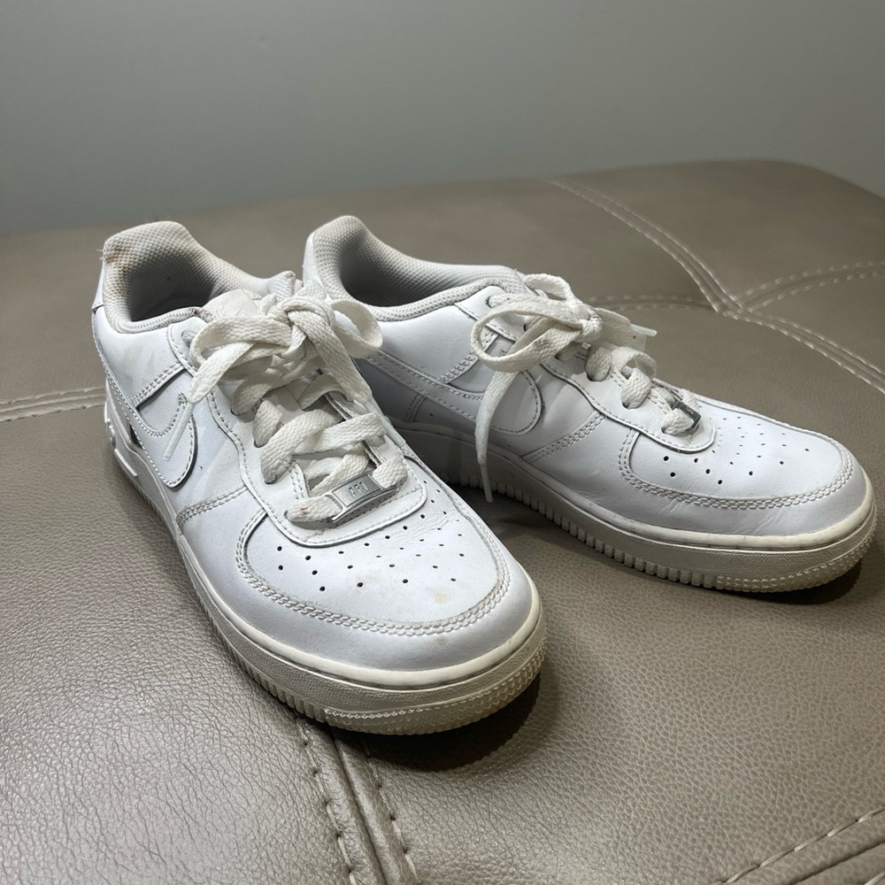 Air Force 1 Low (4y) (Triple White) (GS) 314192-117